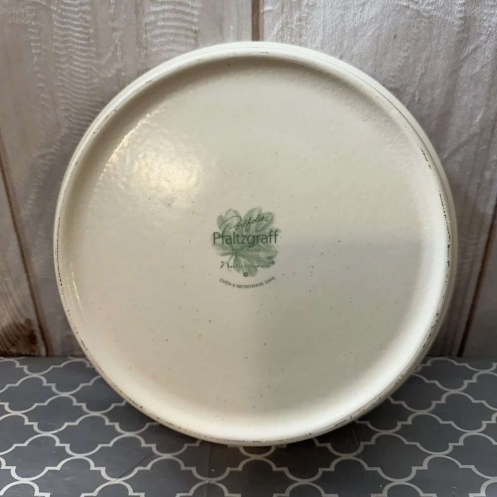 Decorative Bowl with Green Leaf Pattern - Picture 3 of 5